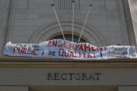 Protesta en el Rectorado de la Universitat.